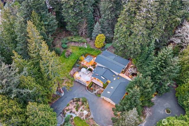 Property photo for 4141 Edith Point Road, Anacortes photo 2