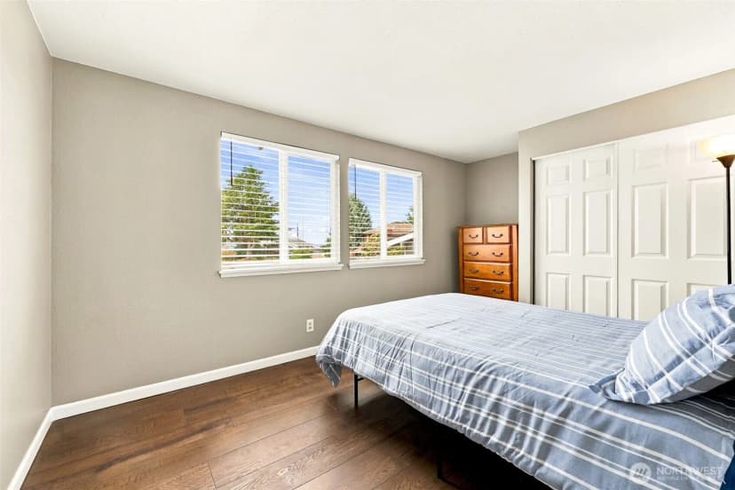 Property photo for 29608 3rd Avenue S, Federal Way photo 16