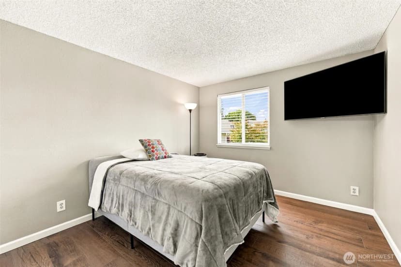 Property photo for 29608 3rd Avenue S, Federal Way photo 14