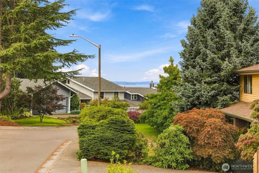 Property photo for 29608 3rd Avenue S, Federal Way photo 17