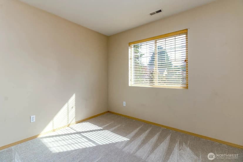 Property photo for 1239 Evans Court, Dupont photo 9