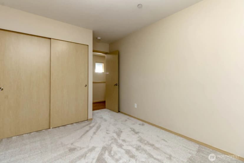 Property photo for 1239 Evans Court, Dupont photo 12