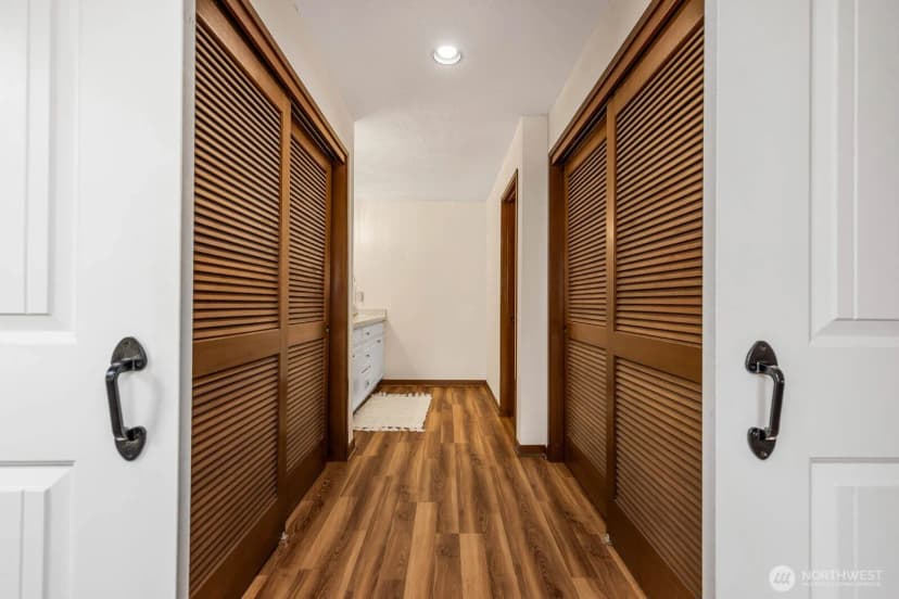 Property photo for 1070 5th Avenue S #207, Edmonds photo 14