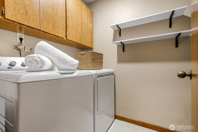 Property photo for 1070 5th Avenue S #207, Edmonds photo 19