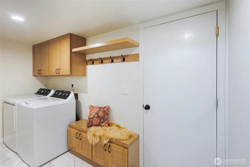 Property photo for 7404 91st Avenue Ct Sw, Lakewood photo 16