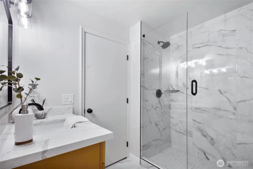 Property photo for 7404 91st Avenue Ct Sw, Lakewood photo 15