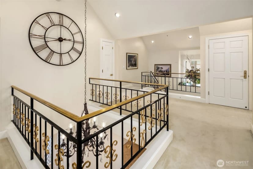Property photo for 8496 Ne Woodland Cove Drive, Kirkland photo 22