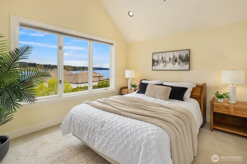 Property photo for 8496 Ne Woodland Cove Drive, Kirkland photo 29