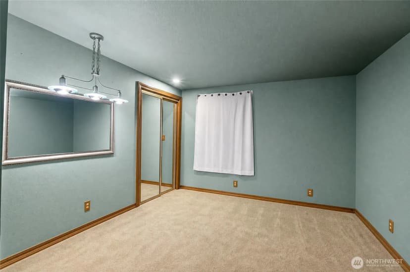 Property photo for 27131 52nd Avenue S, Kent photo 16