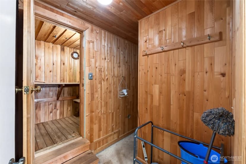 Property photo for 27131 52nd Avenue S, Kent photo 23