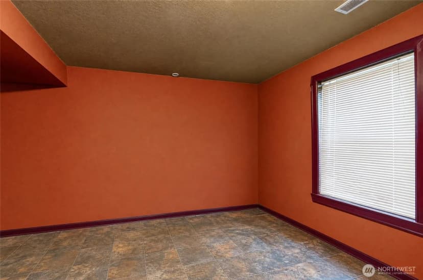 Property photo for 27131 52nd Avenue S, Kent photo 28