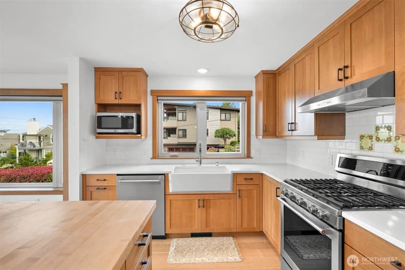 Property photo for 906 11th Street #4, Bellingham photo 19