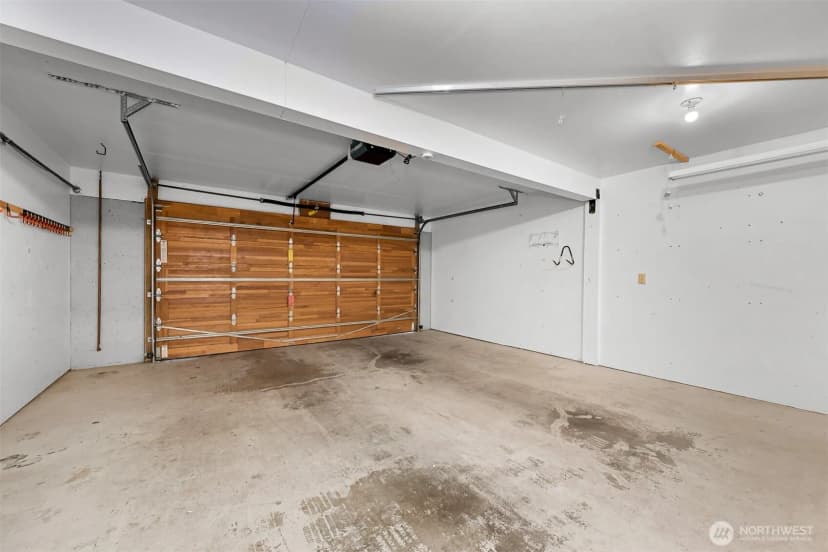 Property photo for 906 11th Street #4, Bellingham photo 36