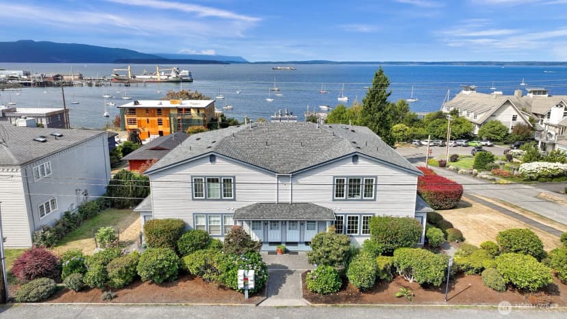 Property photo for 906 11th Street #4, Bellingham photo 32