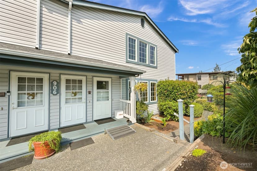 Property photo for 906 11th Street #4, Bellingham photo 33