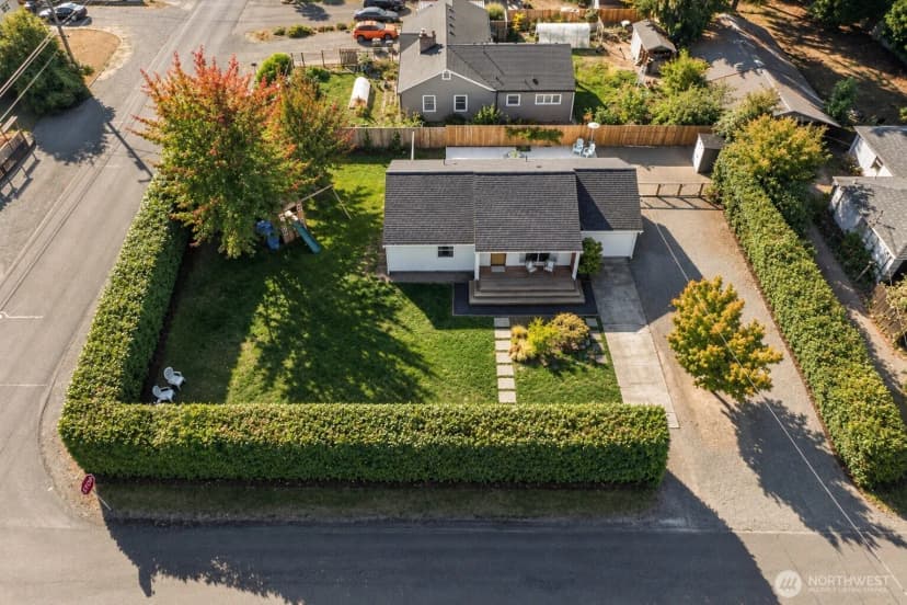 Property photo for 3416 Elwood Drive W, University Place