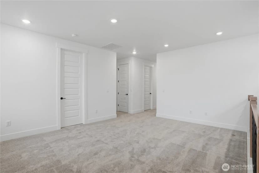 Property photo for 32141 Grand Avenue Se, Black Diamond photo 12