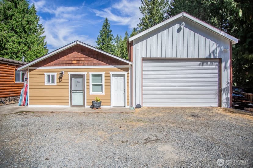 Property photo for 18716 215th Avenue E, Orting photo 4