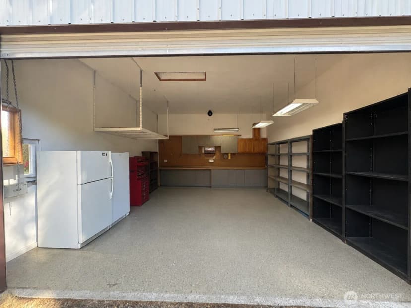 Property photo for 18716 215th Avenue E, Orting photo 7