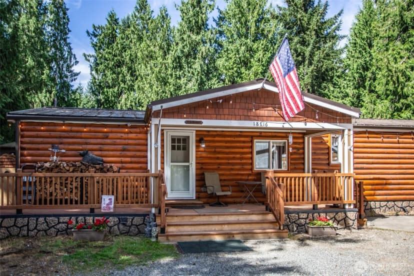 Property photo for 18716 215th Avenue E, Orting