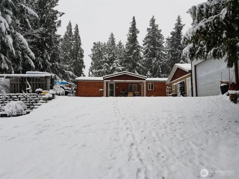 Property photo for 18716 215th Avenue E, Orting photo 40