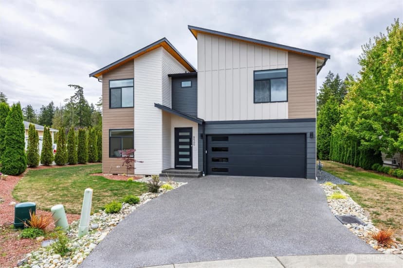 Property photo for 8560 Siena Court, Blaine
