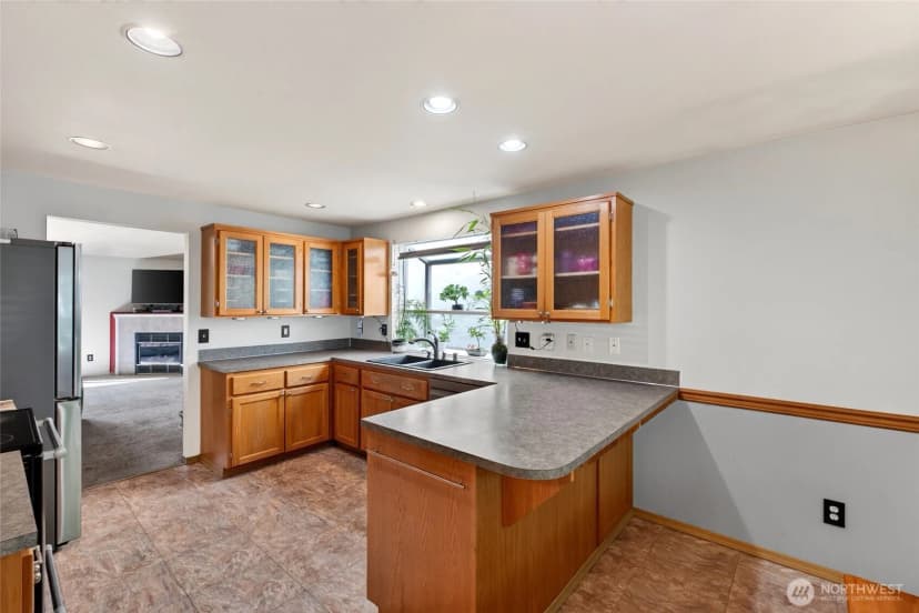 Property photo for 21528 102nd Street E, Bonney Lake photo 6