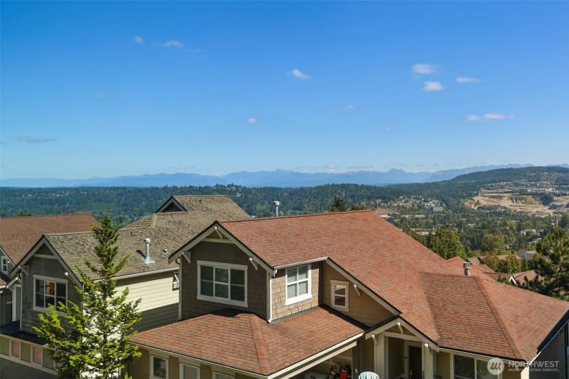 Property photo for 581 Mountain View Lane Nw, Issaquah photo 28