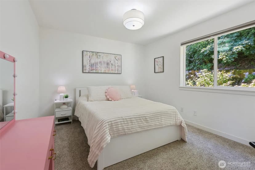 Property photo for 581 Mountain View Lane Nw, Issaquah photo 22