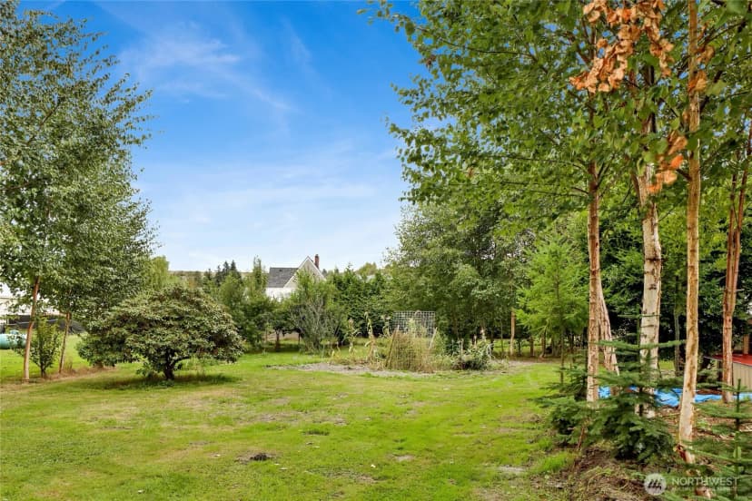 Property photo for 18686 Jolly Road, Burlington photo 36