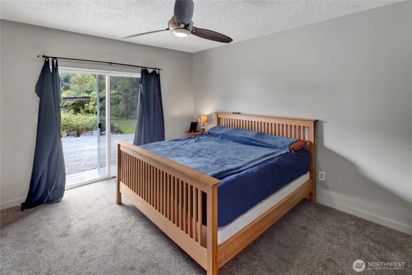 Property photo for 18686 Jolly Road, Burlington photo 25
