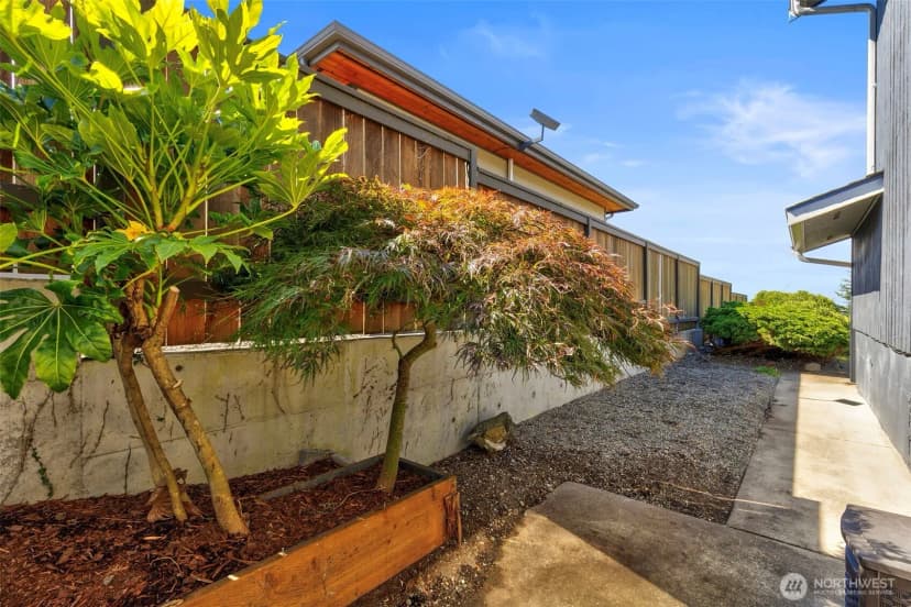 Property photo for 150 N Rhododendron Drive, Port Townsend photo 32