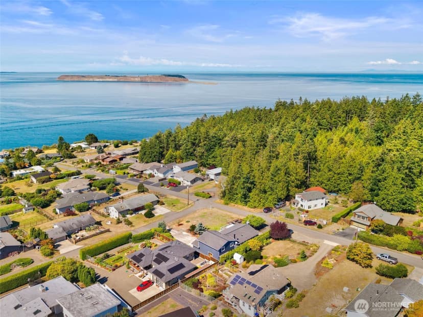 Property photo for 150 N Rhododendron Drive, Port Townsend photo 3
