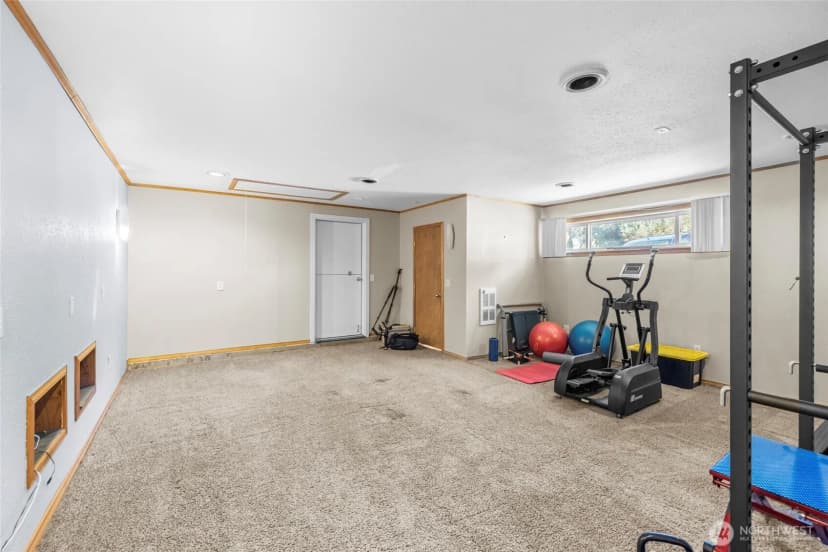Property photo for 15704 121st Avenue Se, Renton photo 18