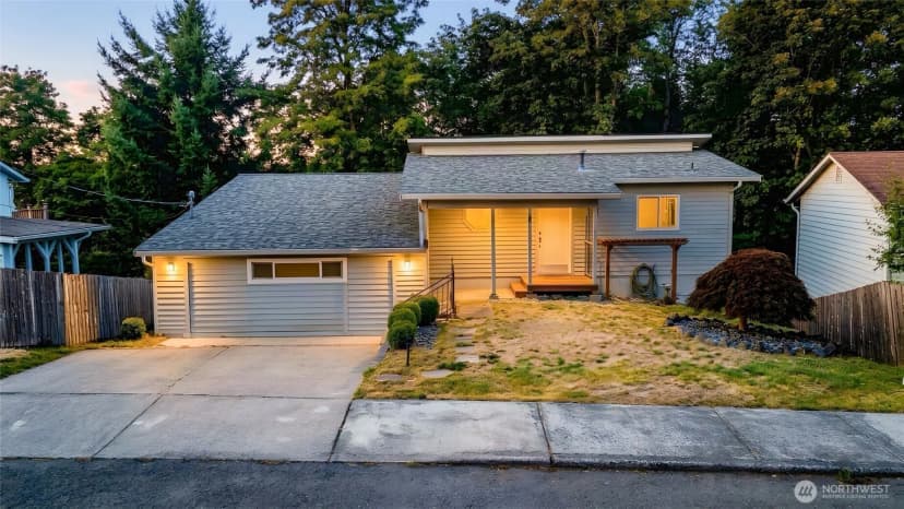 Property photo for 15704 121st Avenue Se, Renton
