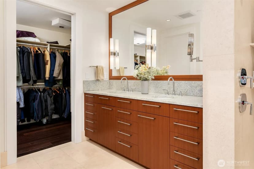 Property photo for 1521 2nd Avenue #2101, Seattle photo 18