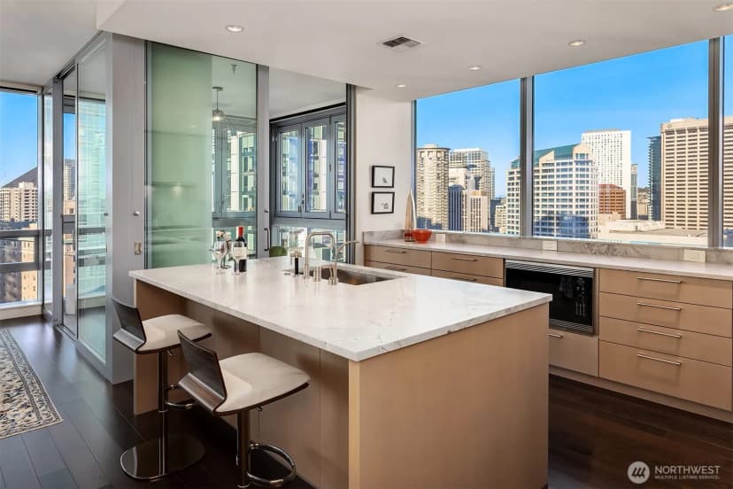 Property photo for 1521 2nd Avenue #2101, Seattle photo 9