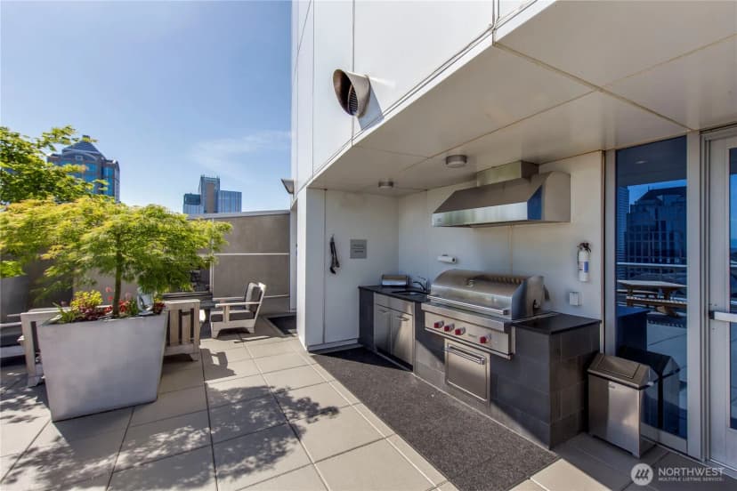 Property photo for 1521 2nd Avenue #2101, Seattle photo 26