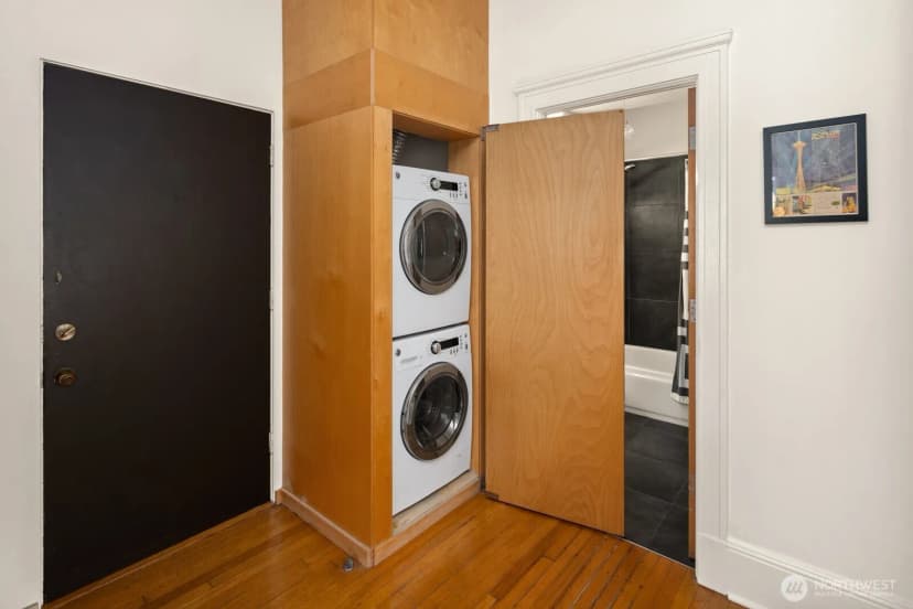 Property photo for 1519 3rd Avenue #504, Seattle photo 22