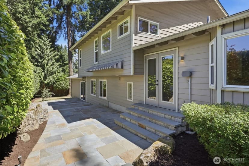 Property photo for 2209 W Lake Sammamish Parkway Ne, Redmond photo 27