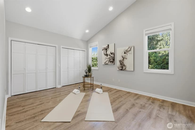 Property photo for 2209 W Lake Sammamish Parkway Ne, Redmond photo 19