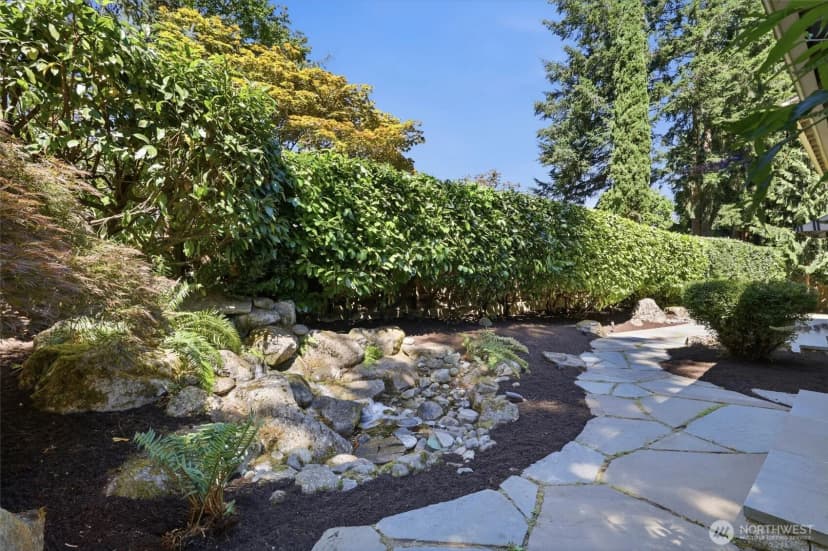 Property photo for 2209 W Lake Sammamish Parkway Ne, Redmond photo 26