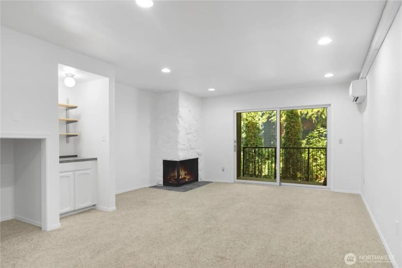 Property photo for 17018 Ne 80th Street #c5, Redmond photo 5