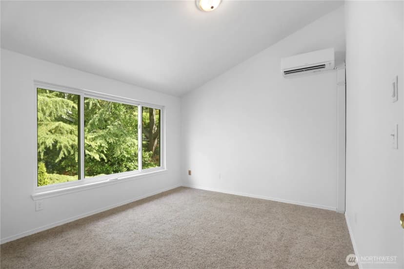 Property photo for 17018 Ne 80th Street #c5, Redmond photo 14