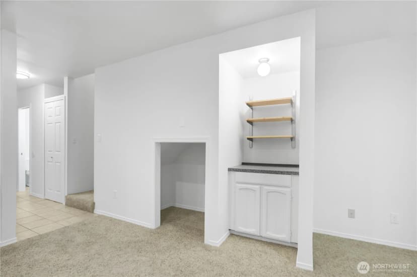 Property photo for 17018 Ne 80th Street #c5, Redmond photo 19
