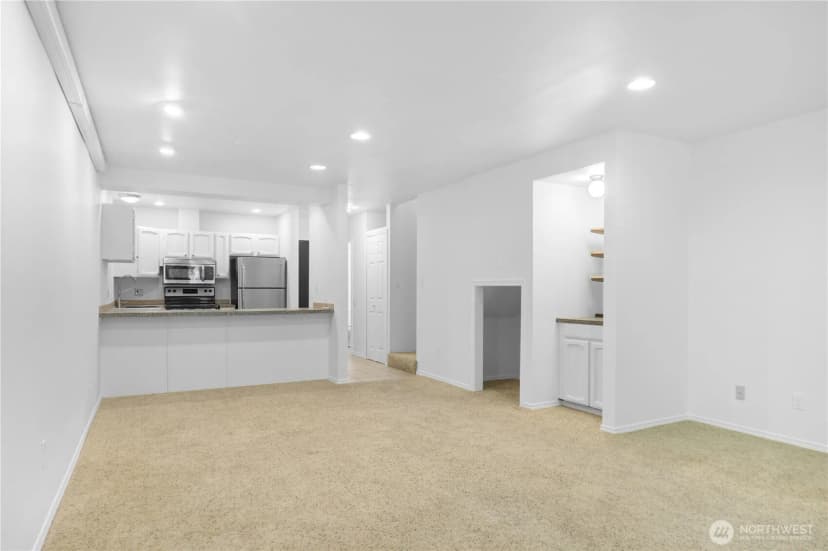 Property photo for 17018 Ne 80th Street #c5, Redmond photo 20