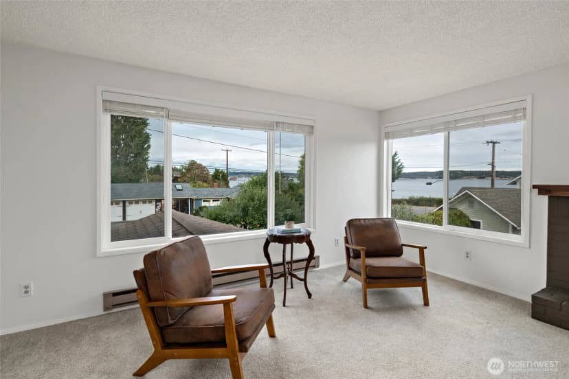 Property photo for 809 Ne Perkins Street, Coupeville photo 4