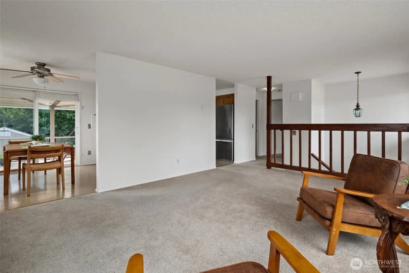 Property photo for 809 Ne Perkins Street, Coupeville photo 6