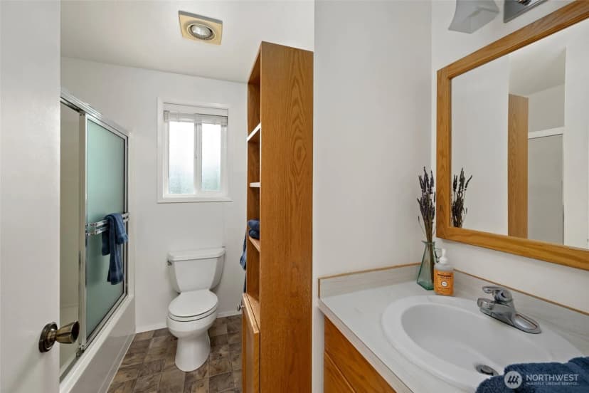 Property photo for 809 Ne Perkins Street, Coupeville photo 16
