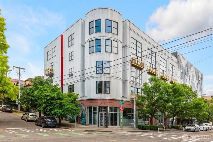 Property photo for 615 E Pike Street #306, Seattle photo 32